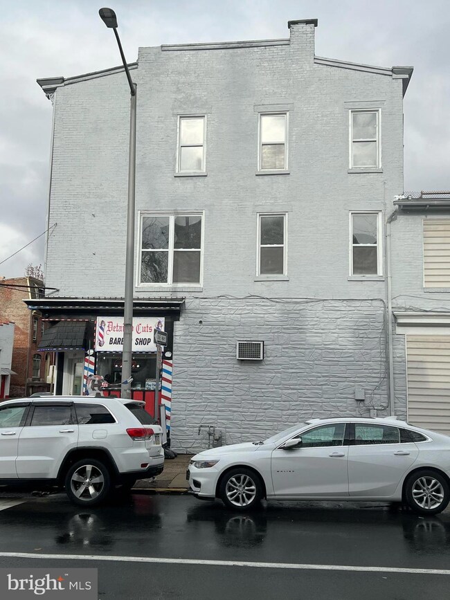 149 S 4th St, Reading, PA 19602 - photo 2