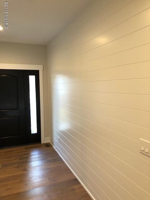 Entry with shiplap