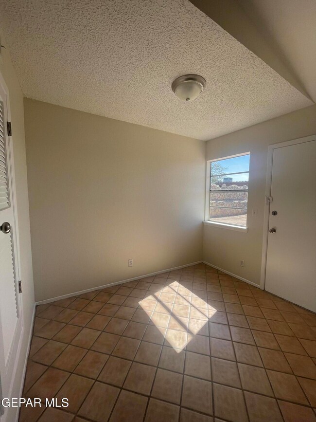 204 S Prado Rd unit A, El Paso, TX 79907 - photo 4