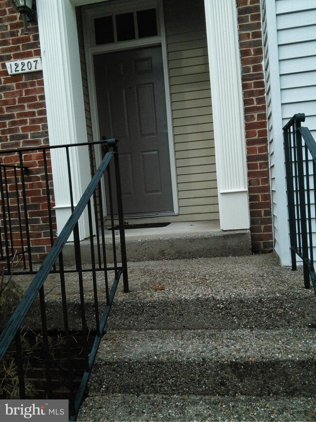 12207 Wye Oak Commons Cir unit 62, Burke, VA 22015 - photo 3