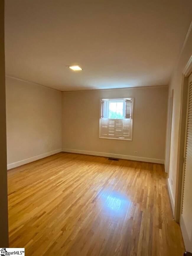 719 Pelham Rd, Greenville, SC 29615 - photo 3