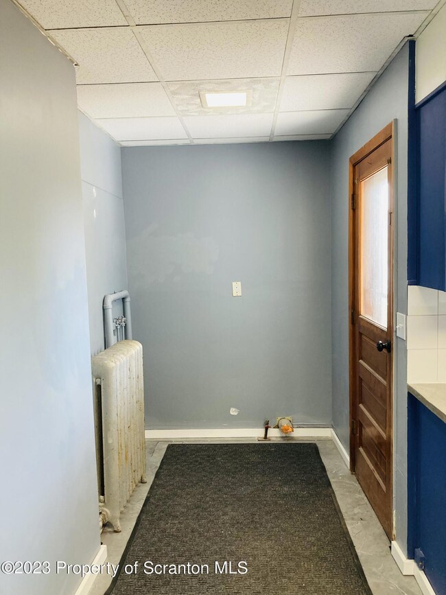 1028 Diamond Ave, Scranton, PA 18508 - photo 7