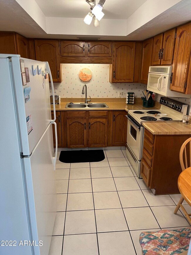 Kitchen 1