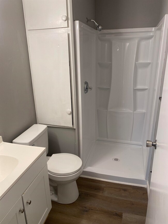 706 W Jackson St, Bolivar, TN 38008 - photo 7