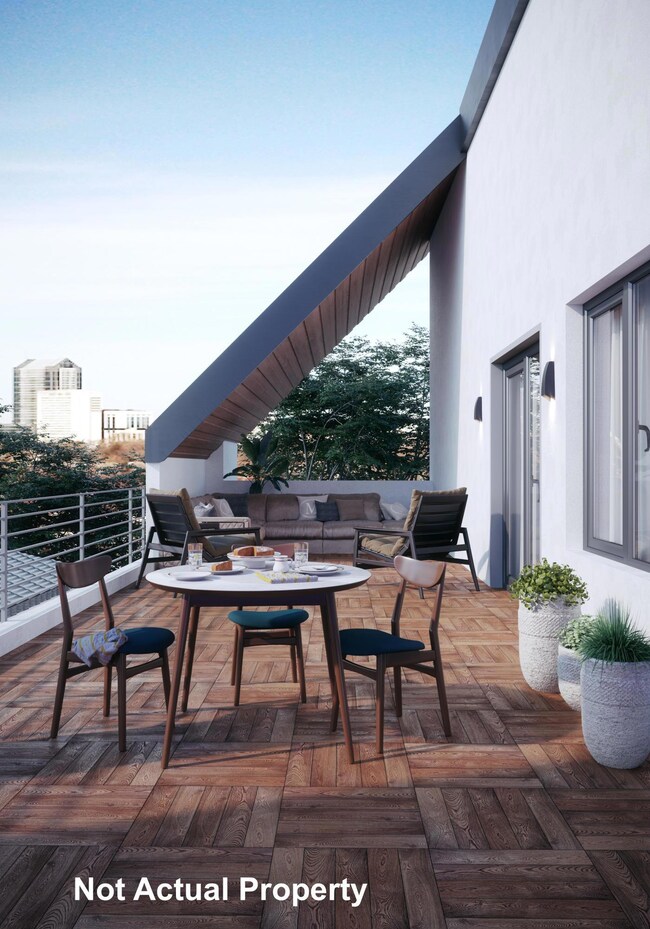 Skyline Deck