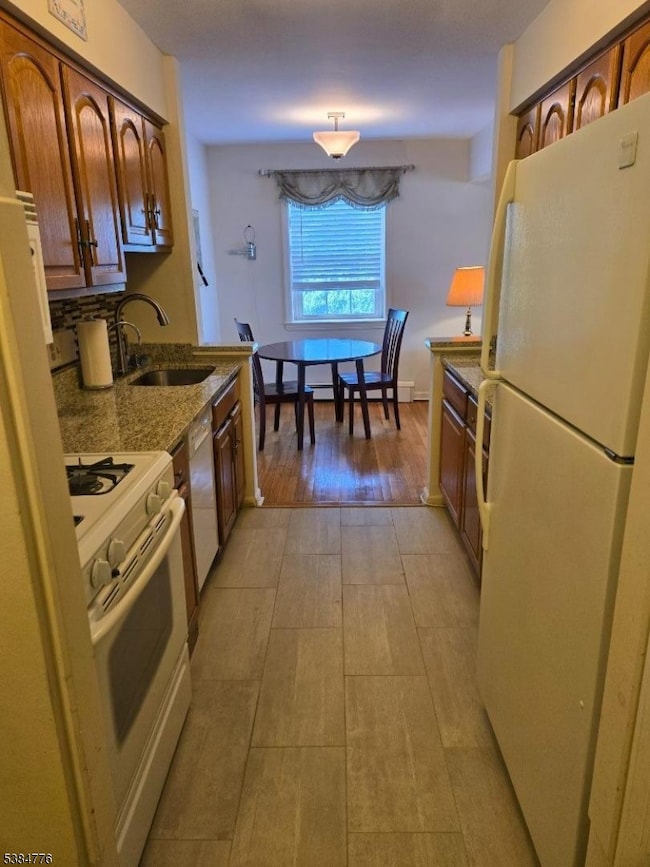 565 Grove St unit 15, Clifton, NJ 07013 - photo 3