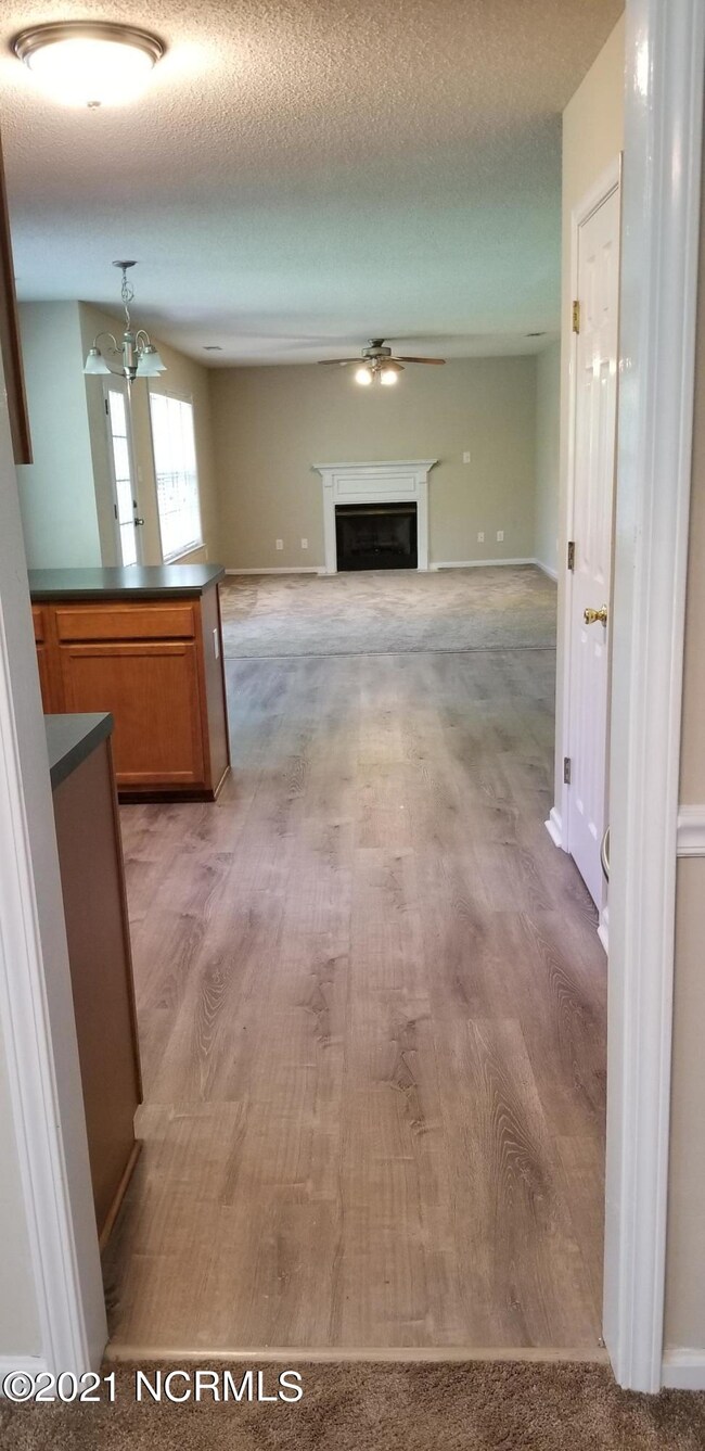 108 Peachtree Dr, Jacksonville, NC 28546 - photo 6