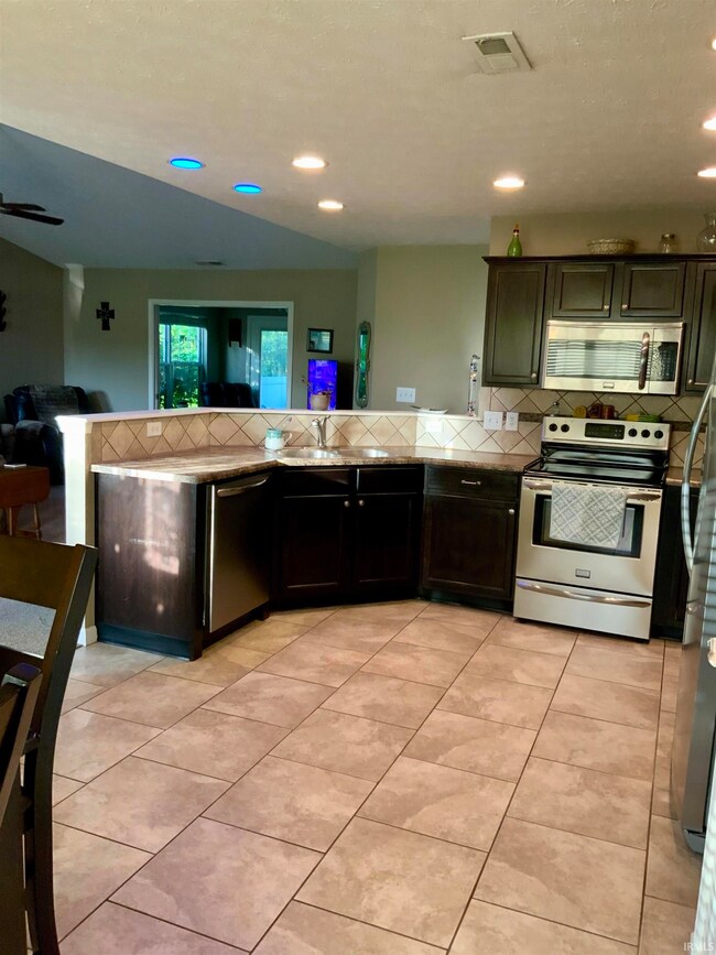 6243 S 700 W, Westpoint, IN 47992 - photo 6