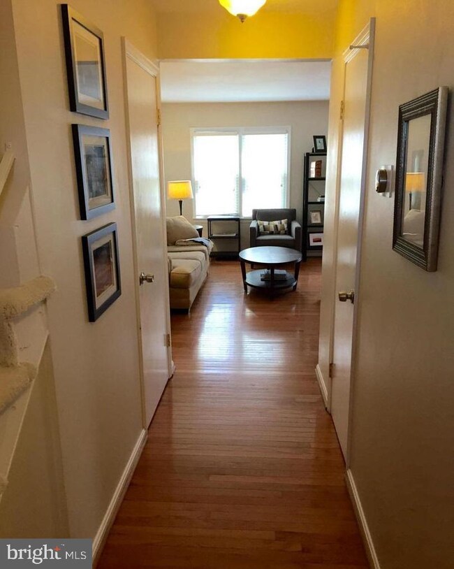 2921 Cashel Ln, Vienna, VA 22181 - photo 2