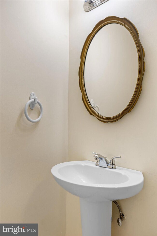 4707 Colonnade Way, Fredericksburg, VA 22408 - photo 3