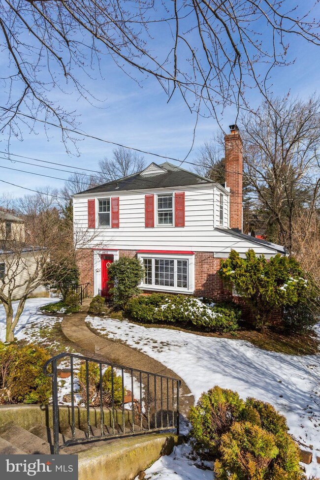 6633 Loch Hill Rd, Baltimore, MD 21239 - photo 7