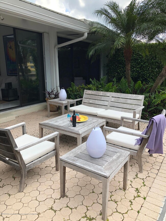 2276 S Ocean Blvd unit T4, Palm Beach, FL 33480 - photo 3