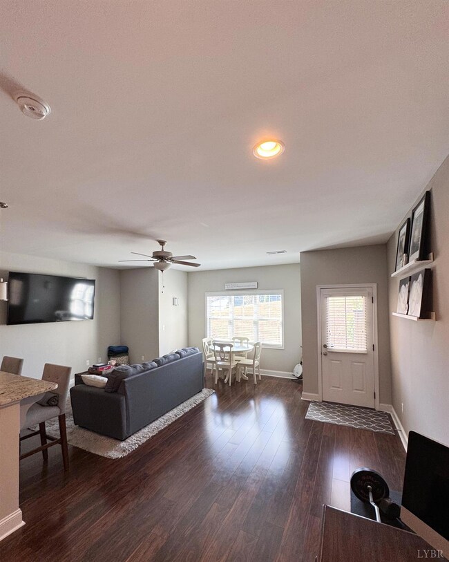 1225 Commonwealth Cir, Forest, VA 24551 - photo 7