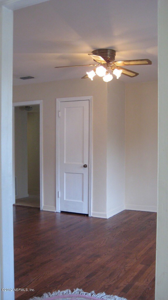 5413 Eulace Rd, Jacksonville, FL 32210 - photo 6