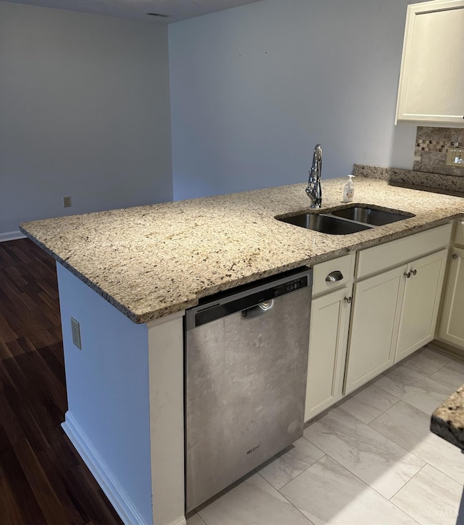 12080 Regency Run Ct, Cincinnati, OH 45240 - photo 7