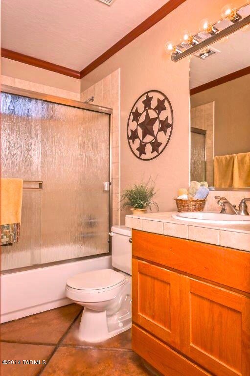Hall Bathroom for bedrooms 1 & 2