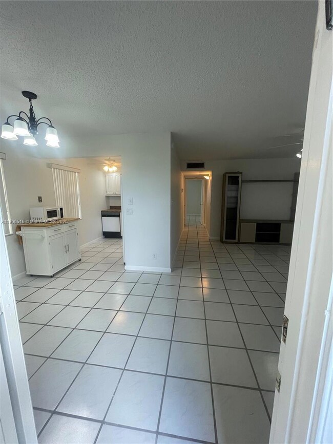 485 Flanders K unit 4850, Delray Beach, FL 33484 - photo 4