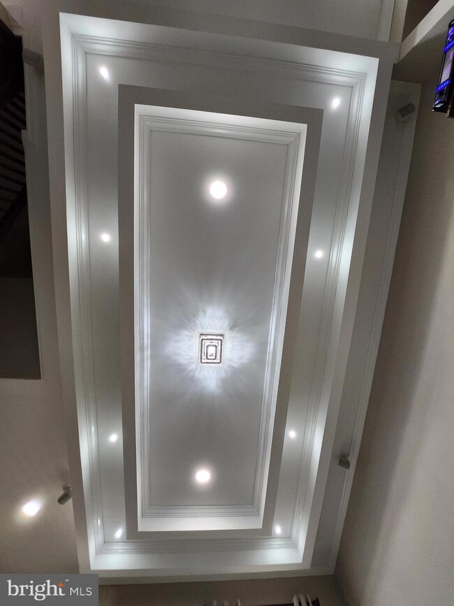 3713 Colborne Rd, Baltimore, MD 21229 - photo 7