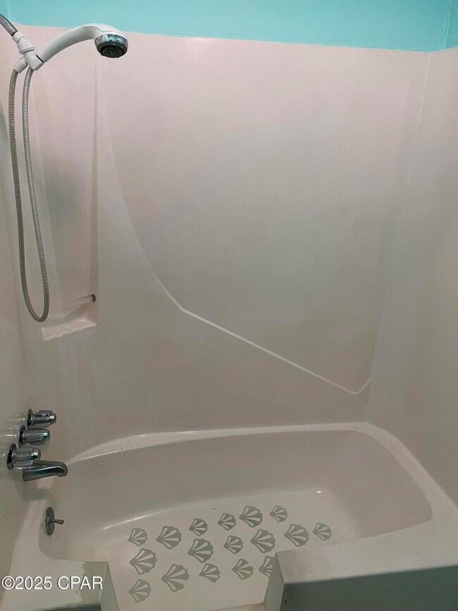 1025 W 19th St unit 3A, Panama City, FL 32405 - photo 6