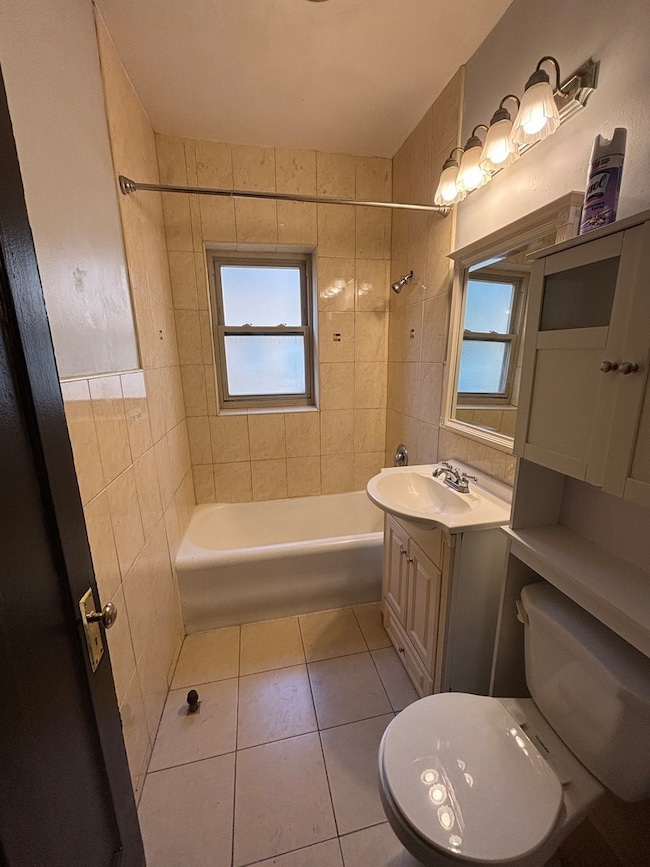 2212 E 70th St unit 2D, Chicago, IL 60649 - photo 5