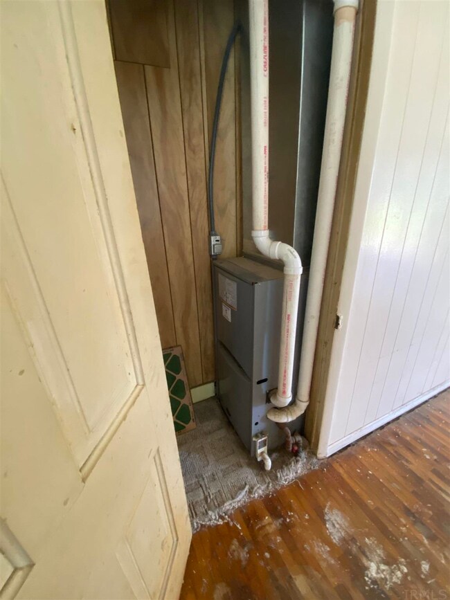 908 W Arch St, Portland, IN 47371 - photo 6