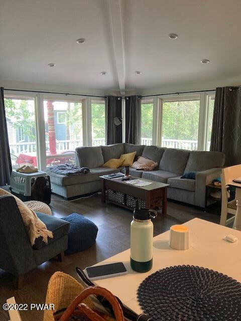 807 Tanager Ct, Lords Valley, PA 18428 - photo 4