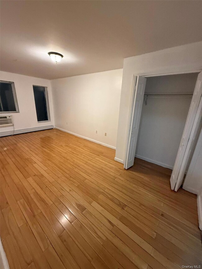 42-11 Parsons Blvd unit 4B, Flushing, NY 11355 - photo 5