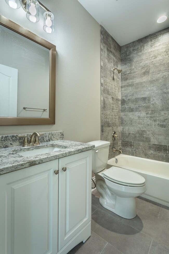 51 Winnebago St, Crawfordville, FL 32327 - photo 2