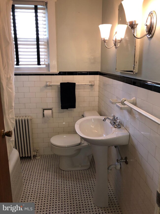 912 Park Ave, Collingswood, NJ 08108 - photo 6