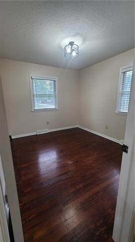 6832 Larsen Ln, Shawnee, KS 66203 - photo 3