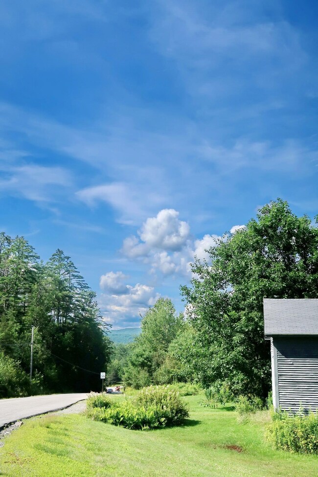 997 Main St, Bethlehem, NH 03574 - photo 3