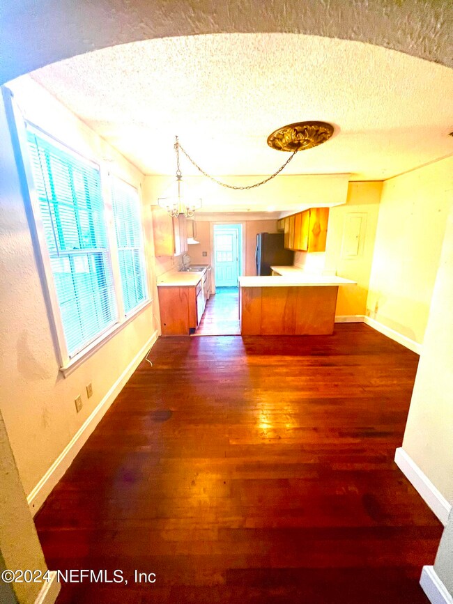 Kitchen/Dining
