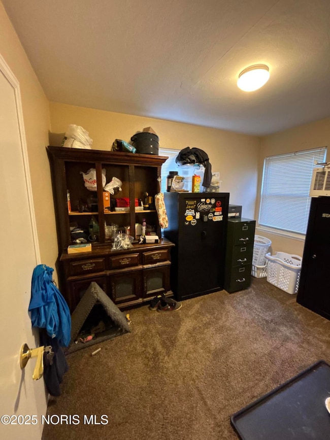 326 Waggoner Blvd, Toledo, OH 43612 - photo 4