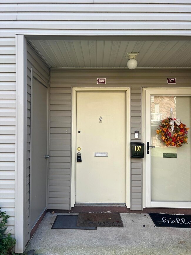 108 Pico Ct unit 1H, Mays Landing, NJ 08330 - photo 2