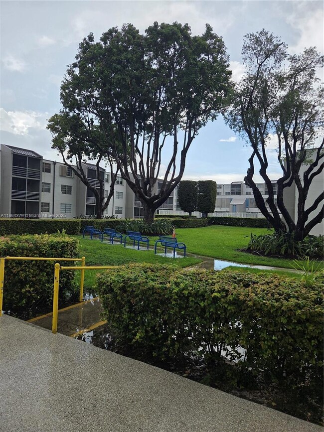 14165 SW 87th St unit D103, Miami, FL 33183 - photo 4