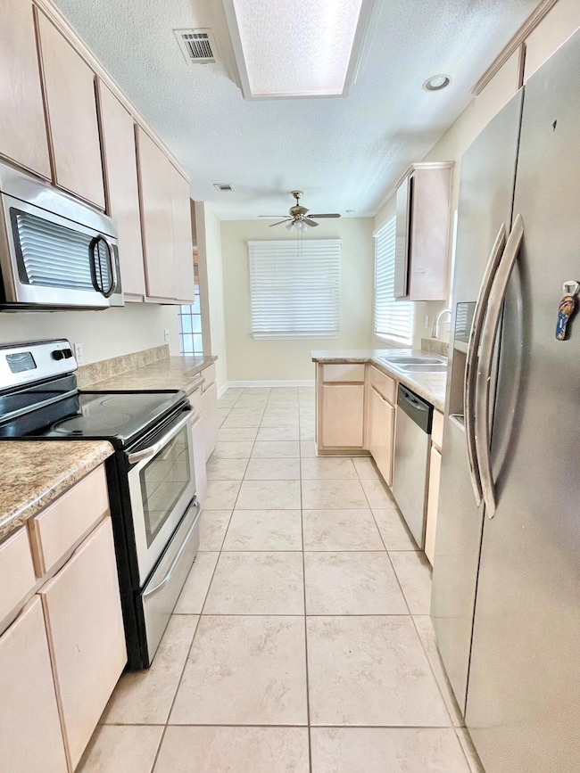 Kitchen Laundry