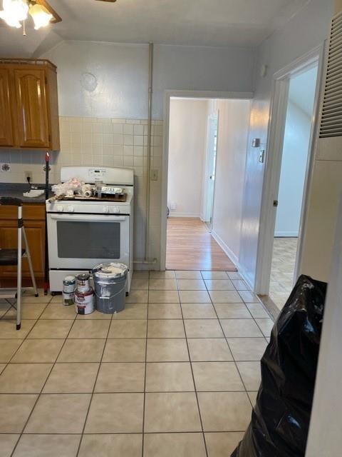 24 E Transit St, Providence, RI 02906 - photo 2