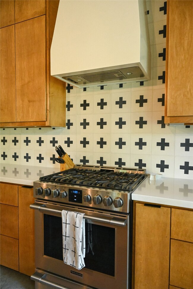 26586 Joseph Rd, Hockley, TX 77447 - photo 5