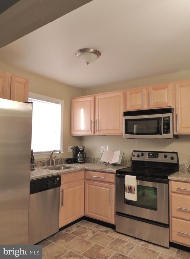 4803 Ebenezer Rd, Nottingham, MD 21236 - photo 6