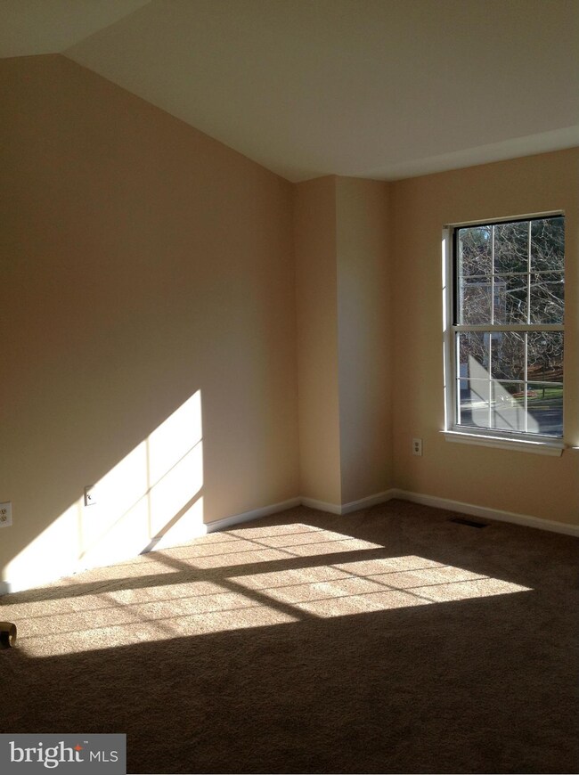 10416 Elders Hollow Dr, Bowie, MD 20721 - photo 7