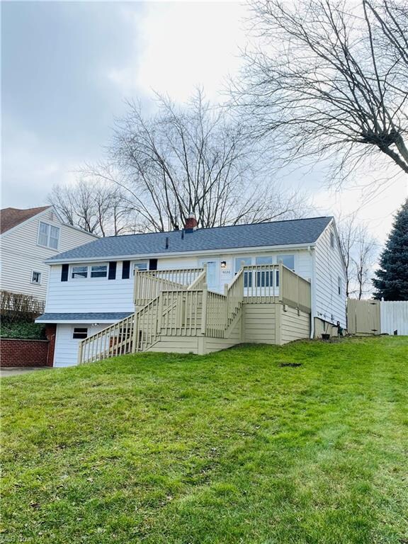 4 bed, 2 full bath move-in ready in Perry Twp!
