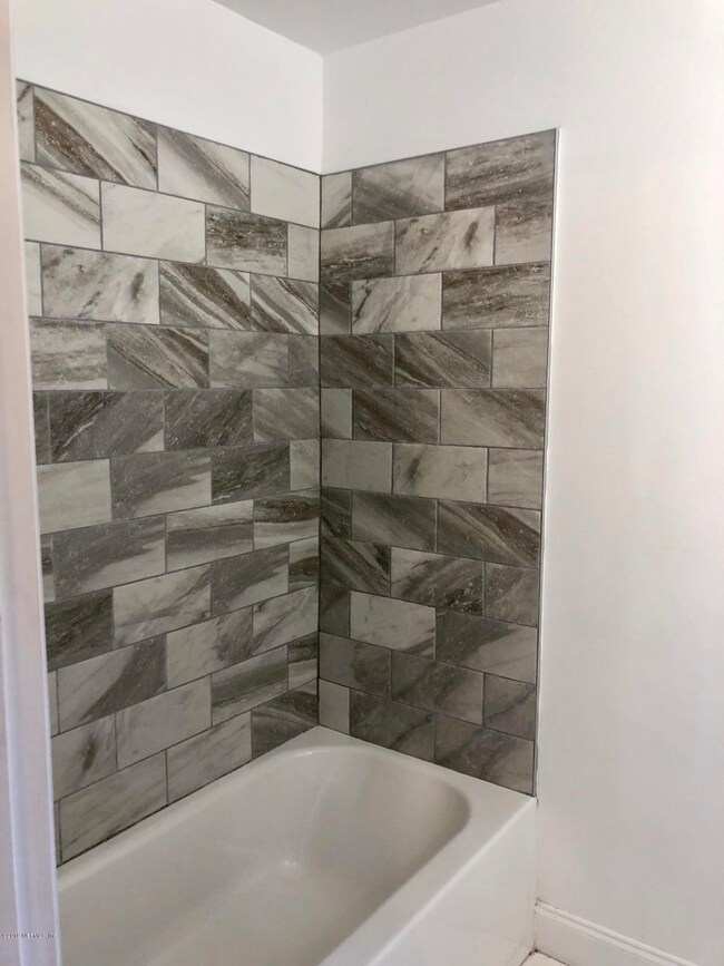 6776 Daughtry Blvd S, Jacksonville, FL 32210 - photo 7