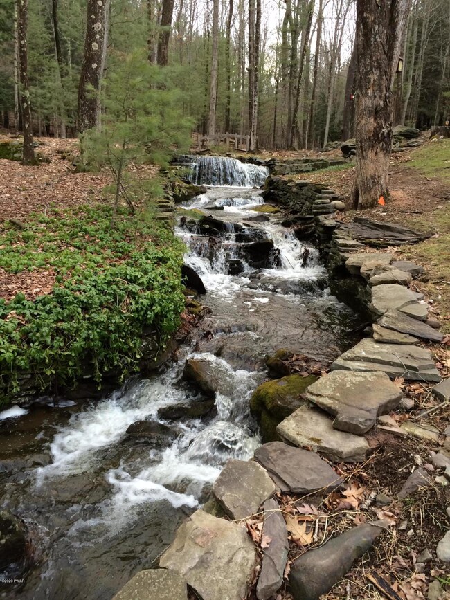 7 Willow's Ct, Hawley, PA 18428 - photo 3