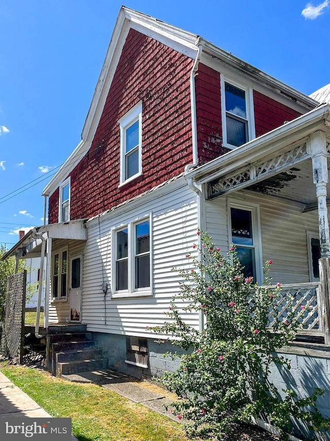 33 W Garber St, Mount Union, PA 17066 - photo 5