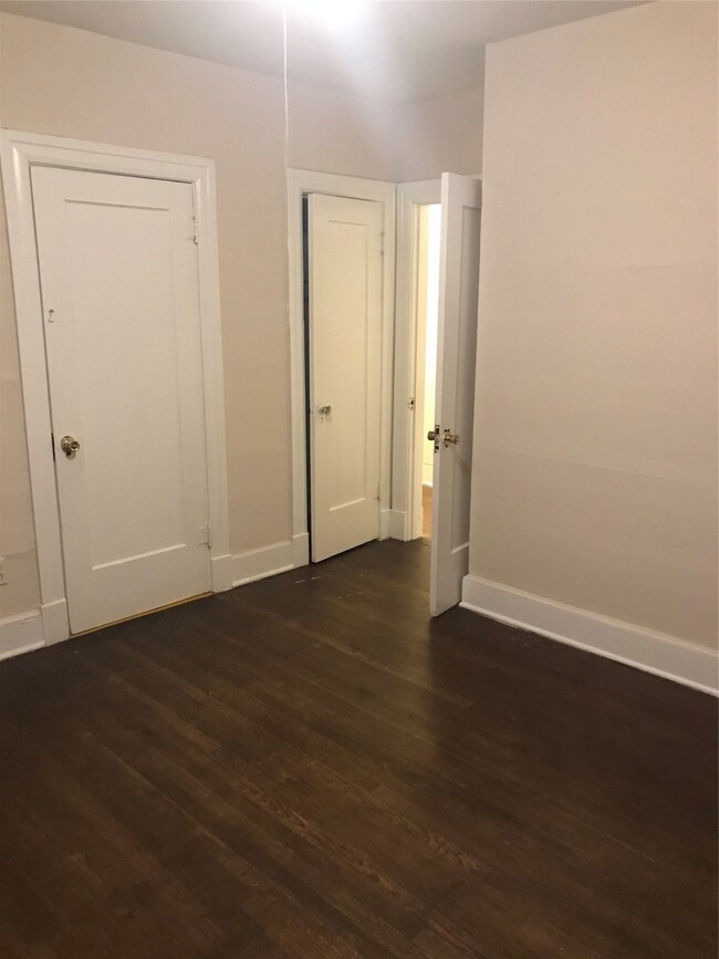 1716 W Main St unit 4, Houston, TX 77098 - photo 2