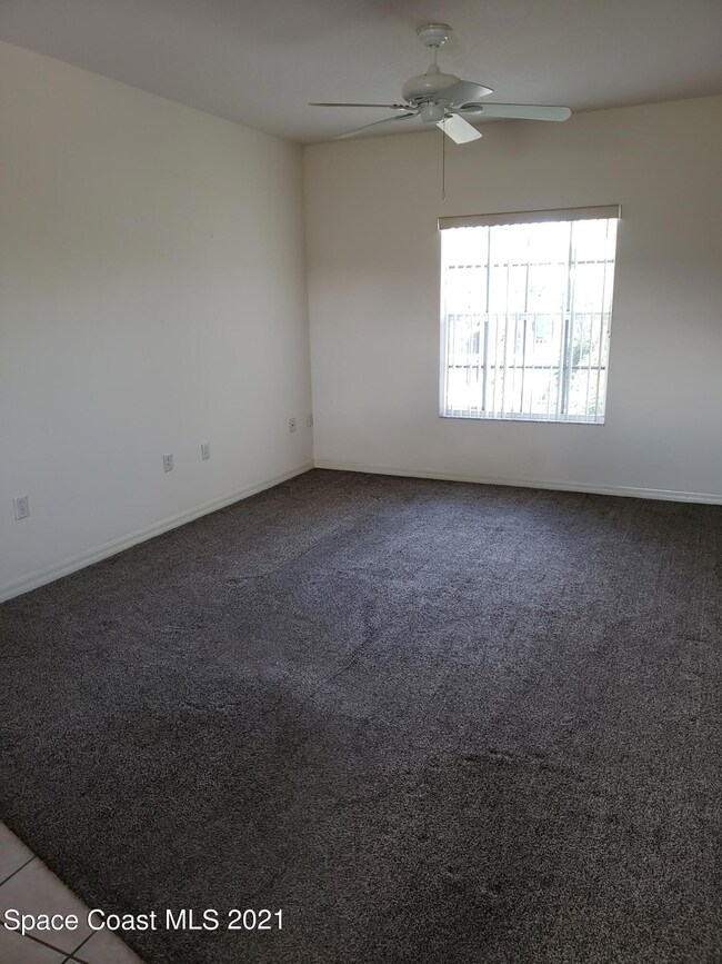 160 S Shepard Dr unit 16, Cocoa Beach, FL 32931 - photo 2