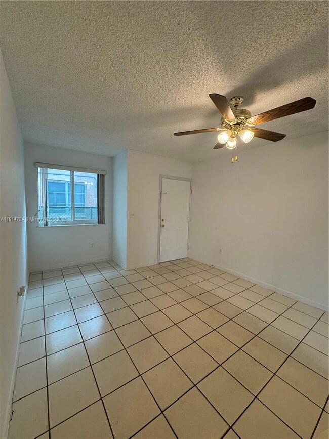 2311 SW 58th Ave unit 2, Miami, FL 33155 - photo 6