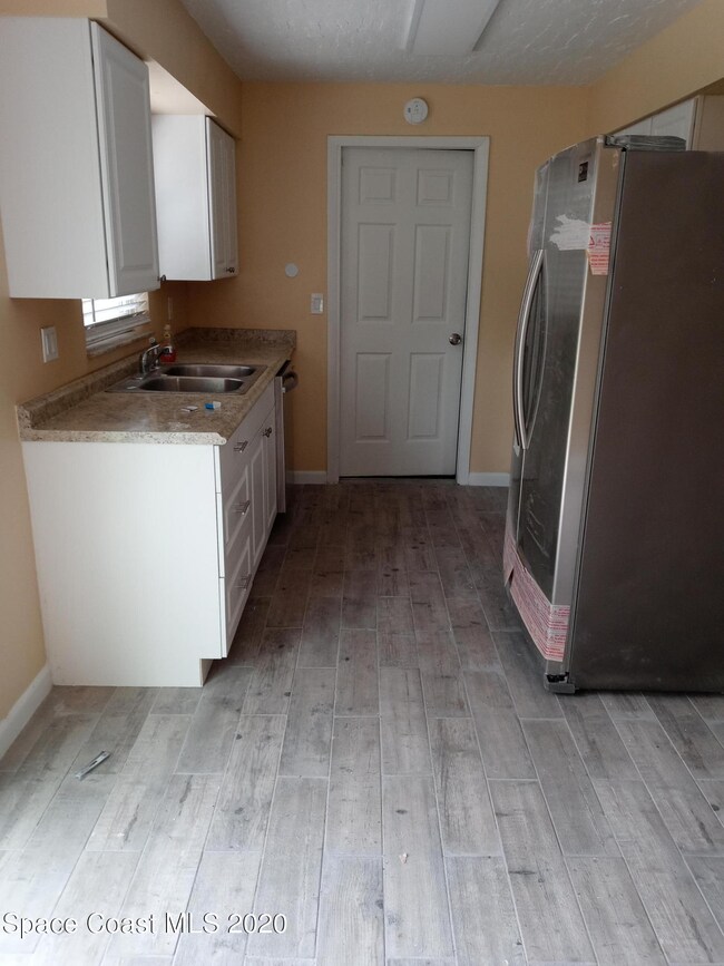 2449 Mercury Dr, Cocoa, FL 32926 - photo 6