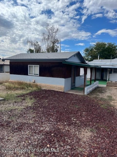 904 N. Dustin Studio in back yard final