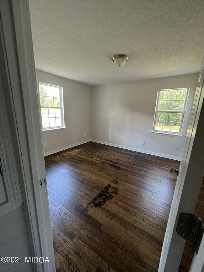 206 S 3rd St, Warner Robins, GA 31088 - photo 4